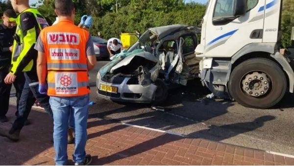 הרוג ושני פצועים בתאונת דרכים סמוך למזכרת בתיה