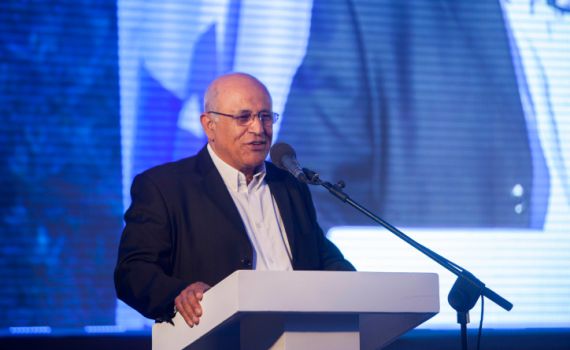 אביגדור קהלני לסרוגים: אלוהים נתן לנו סטירת לחי