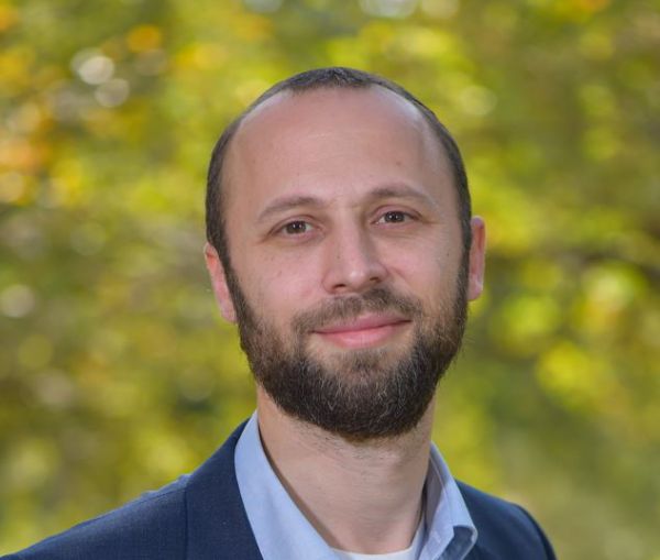 יבול נכרי אינו שמיטה לחומרא