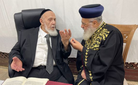 "מי שמדבר עם חברי הממשלה מפריע לקב"ה"