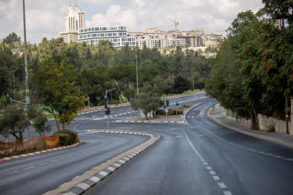 חשש לקריסת כביש בירושלים; נתיבים נסגרו