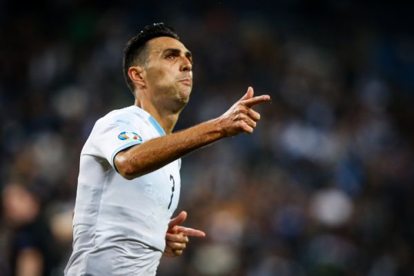 שלושער לערן זהבי בניצחון על איי פארו