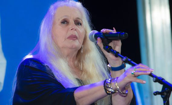 הרופאים נאלצו לכרות את רגלה של הזמרת מירי אלוני