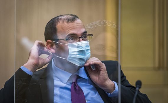 רוטמן: "לא כדאי שמערכת החינוך תחזור לפעילות"