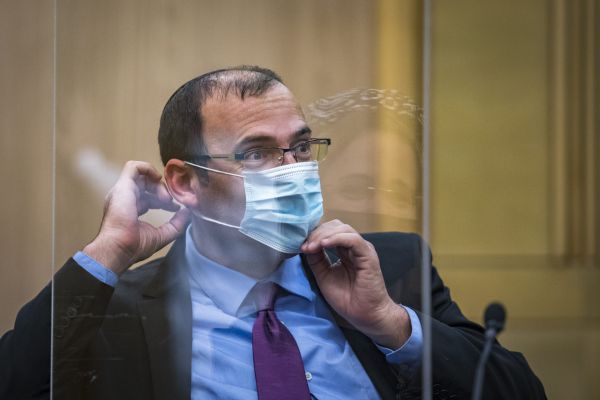 רוטמן: "לא כדאי שמערכת החינוך תחזור לפעילות"