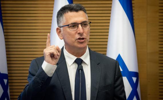 סער משיב: זו הסיבה שהופל חוק ההסתה נגד חרדים