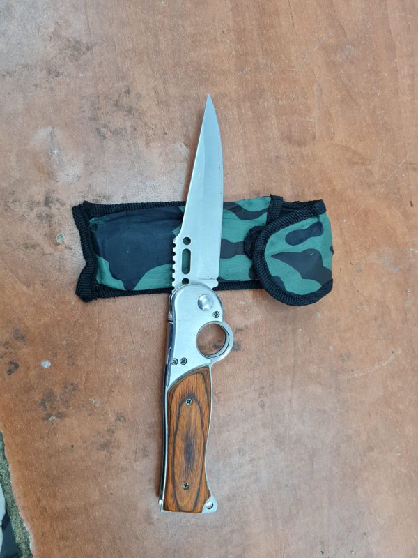 פלסטיני נעצר עם סכין בכניסה למערת המכפלה