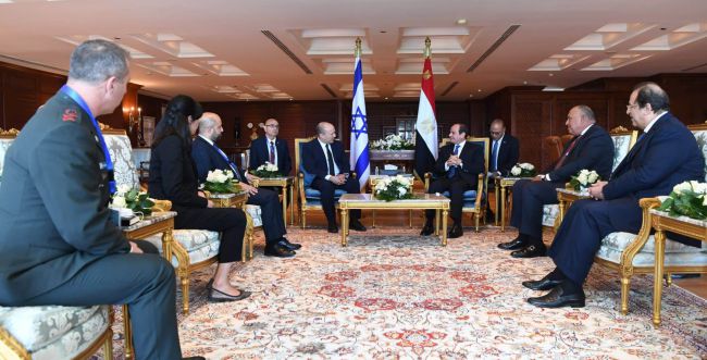 בנט נועד עם נשיא מצרים: פגישה חשובה וטובה מאוד