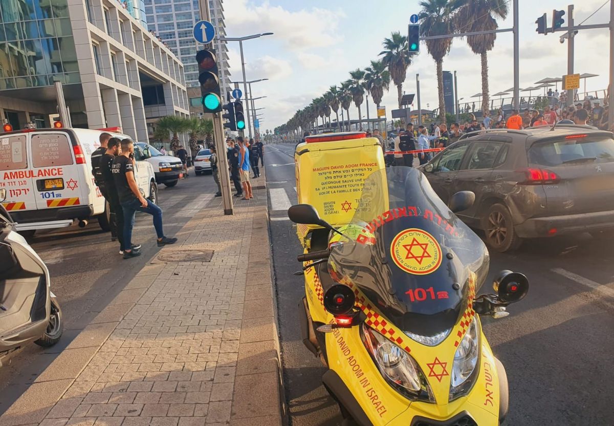 איים על תושבים עם נשק בטיילת בת"א