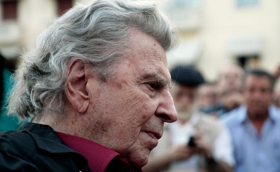 בגיל 96: המלחין היווני מיקיס תיאודורקיס מת