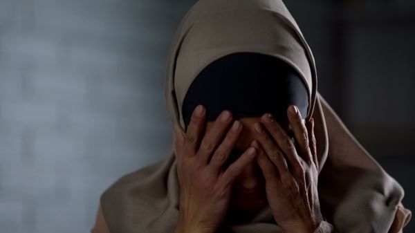 בעת נעילת שער: תרמו עכשיו לנשים השבויות