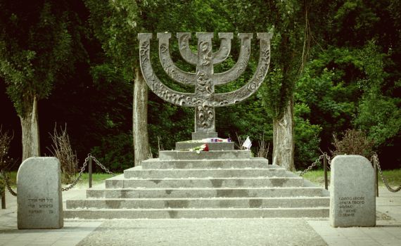 שגריר רוסיה: "לא הפצצנו את באבי יאר, זה פייק"