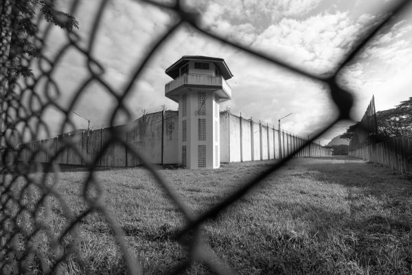 אקוודור: 116 הרוגים במהומות בבית כלא