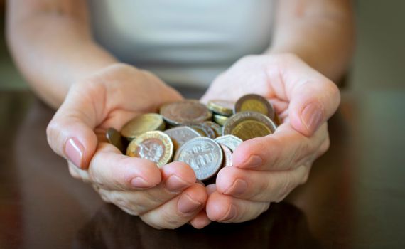 יחד עם פעמונים: עוברים מכאוס לאיזון כלכלי