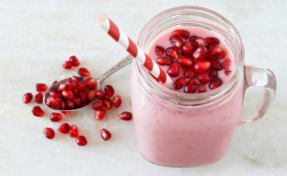 הכוכב של ראש השנה: מתכון לשייק רימון חלומי