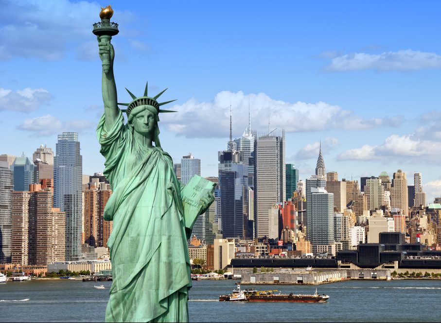 הסלבס נוהרות לניו יורק: כל מי שטסה לתפוח הגדול