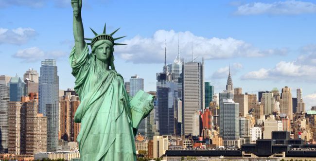 הסלבס נוהרות לניו יורק: כל מי שטסה לתפוח הגדול