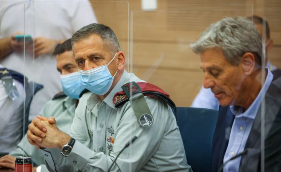 רבנים לרמטכ"ל: אל תפגע בחג הפסח בצה"ל