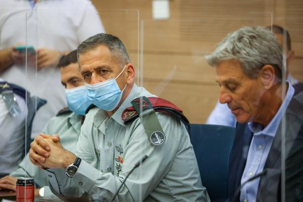 רבנים לרמטכ"ל: אל תפגע בחג הפסח בצה"ל