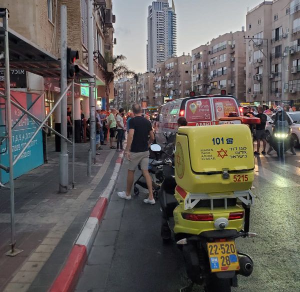 אירוע ירי בבת ים: צעיר מפונה עם פציעות חודרות