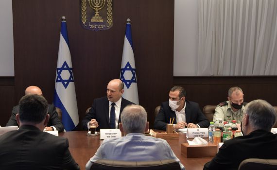 אחרי החלטת ה-FDA: בנט מכנס דיון על חיסוני ילדים