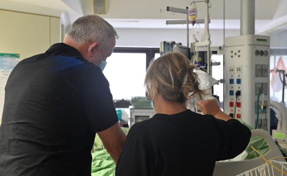 "היה מאוד מרגש" בני גנץ ביקר את איציק סעידיאן