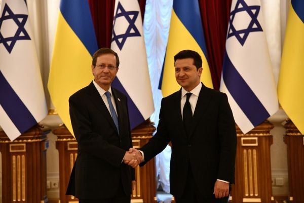 נשיא אוקראינה להרצוג: "זכרון השואה קדוש לנו"