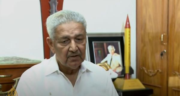 פקיסטן: "אבי פצצת האטום" מת בגיל 85