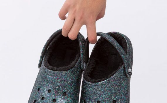 רגע לפני החורף: מי אמר שקרוקס זה רק בקיץ?