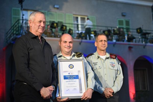 תכירו: רס"ב אלכס פרדימן, מצטיין שר הביטחון