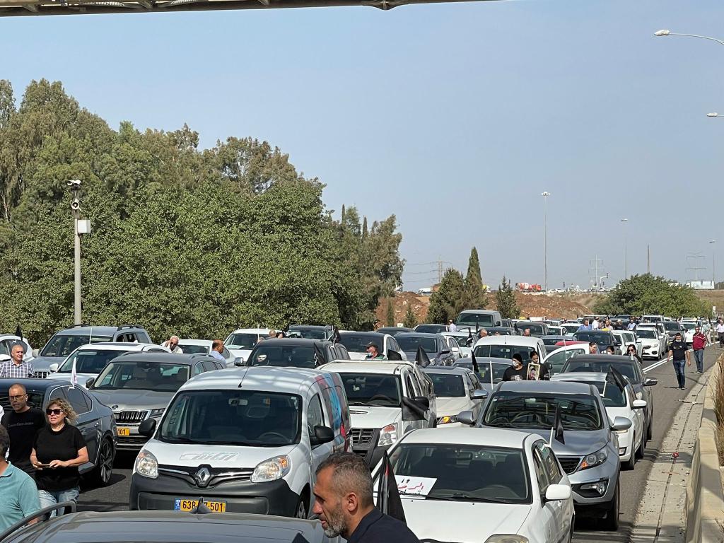 מחאות הערבים: כביש 6 והכניסה לת"א נחסמו