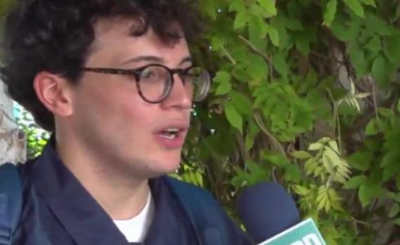 "מודה לבורא עולם": שחר טבוך הוחתם על חוזה בינ"ל