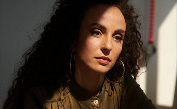 אחרי הפרידה מבן הזוג: יובל דיין בסינגל חדש