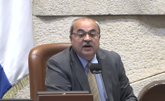 מהומה במליאה; טיבי לבן גביר: אל תתחצף, שב בשקט