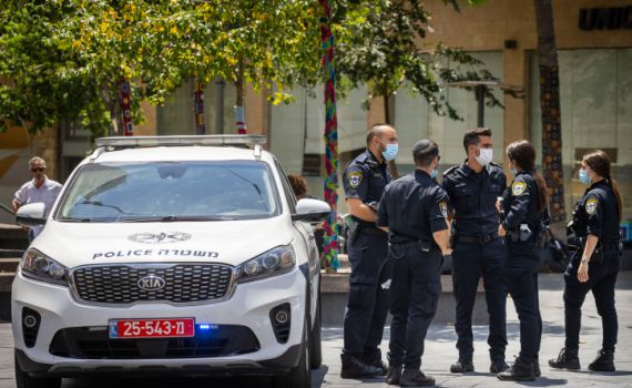 בדרך לבית הכנסת: איש עסקים מוכר חוסל ברחובות