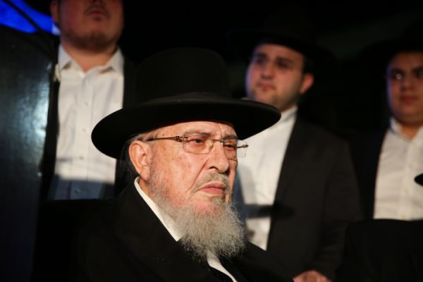 מורדם ומונשם: הרב ברוך אזרחי אושפז בטיפול נמרץ