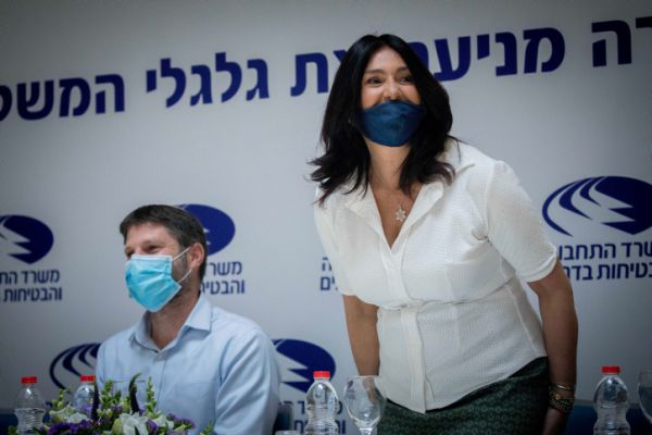 עימות חריג בין סמוטריץ' לרגב: "היה לך מורה טוב"