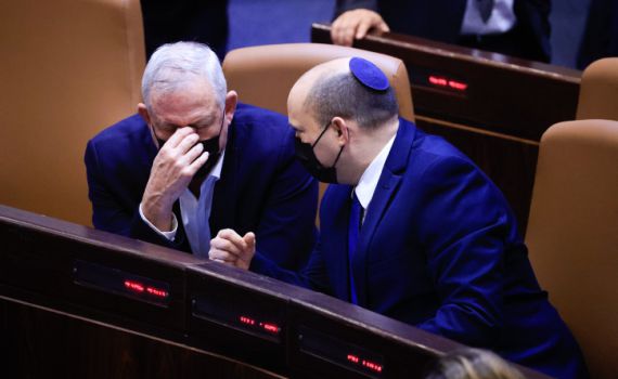 שוב: גנץ לא עדכן את בנט וגרם למשבר