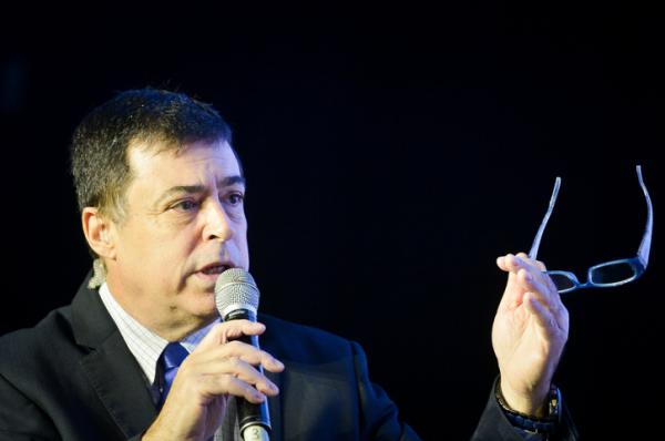 בן כספית נגד בנט:לא בשביל זה הגעת ללשכת רוה"מ