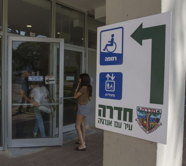 אחרי 3 שנים: כתב אישום נגד ראש עיריית חדרה