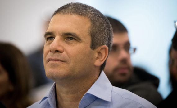 גל הירש בפוסט מהלב: אני אוכל חצץ כבר שש שנים