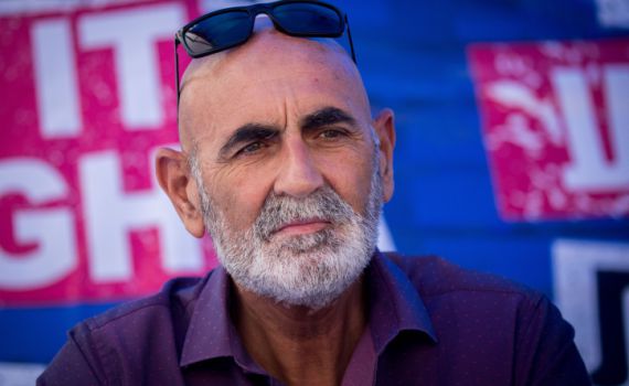 "הריצה של שרי הממשלה לאבו מאזן, חמורה ומסוכנת"