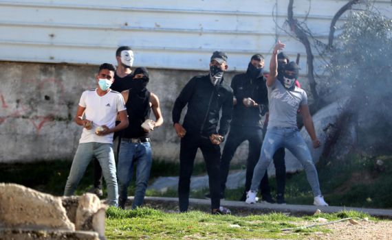 ערבי תקף יהודי מטווח אפס, ושוחרר ללא הגבלות