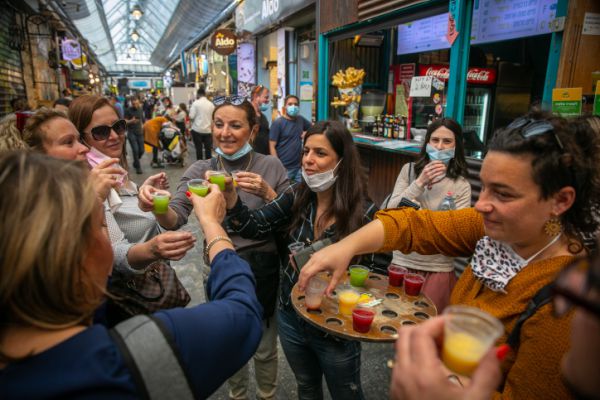 הוחלט: תבוטל המגבלה על התקהלות במקומות פתוחים