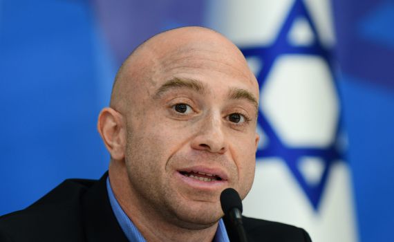 זיו שילון משתף: "איך ברגע הכל יכול להשתנות"