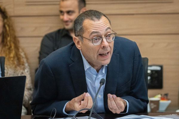 צביקה האוזר: זו הסיבה שנתניהו לא ראש הממשלה