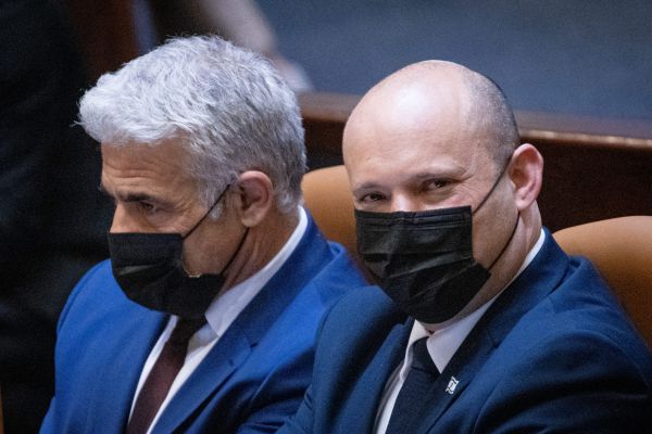 השר תוקף את הממשלה בה הוא חבר: "בושה"