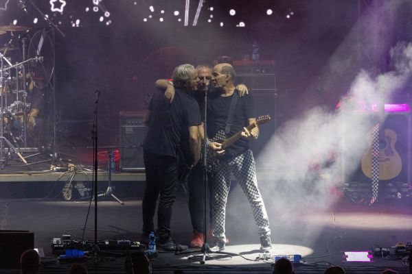 צפו: תיסלם ושלום חנוך מחדשים להיט ענק מהעבר