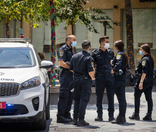 בשיתוף ה-FBI: נעצרו 60 חשודים מתל אביב וגוש דן