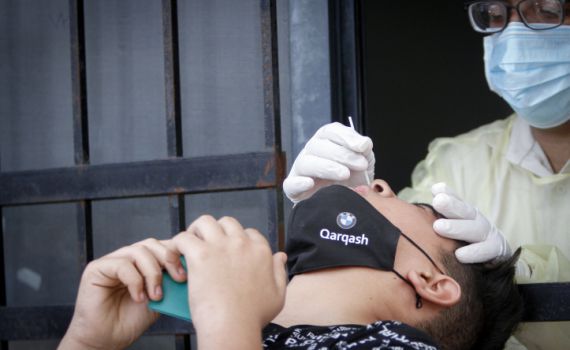 לא צריך לדחוף מטוש: בדיקת קורונה באמצעות רוק